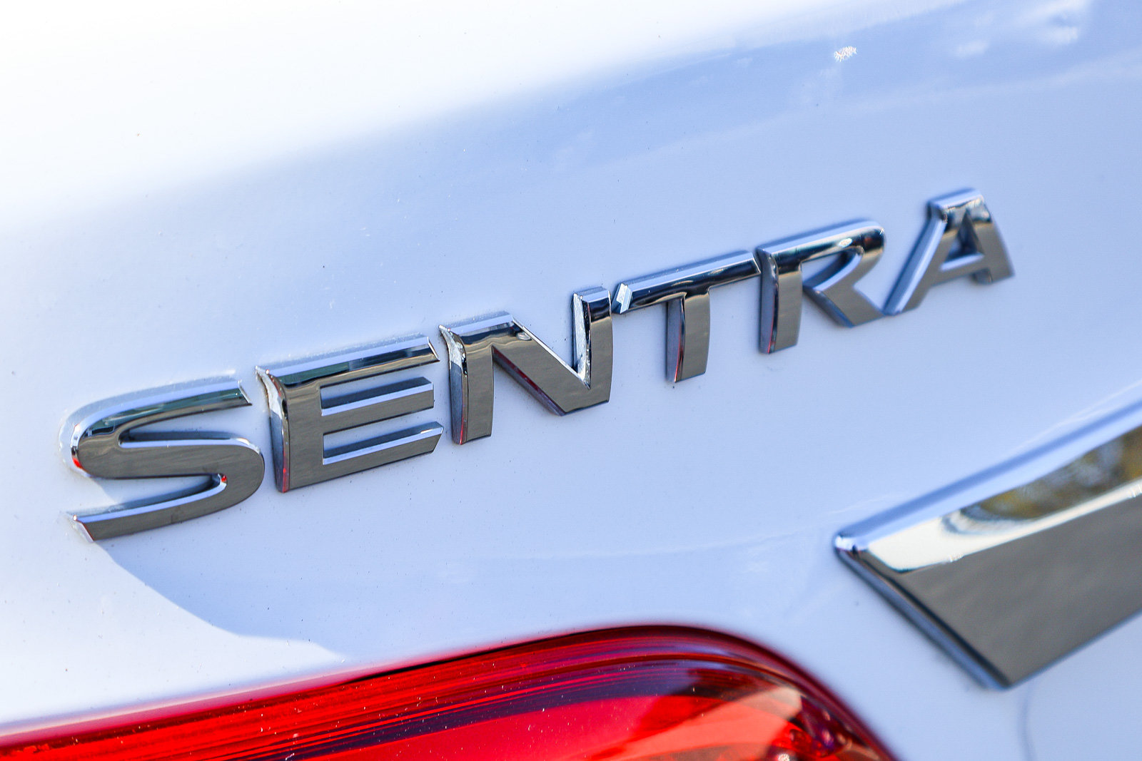 Used 2015 Nissan Sentra S FWD image 22