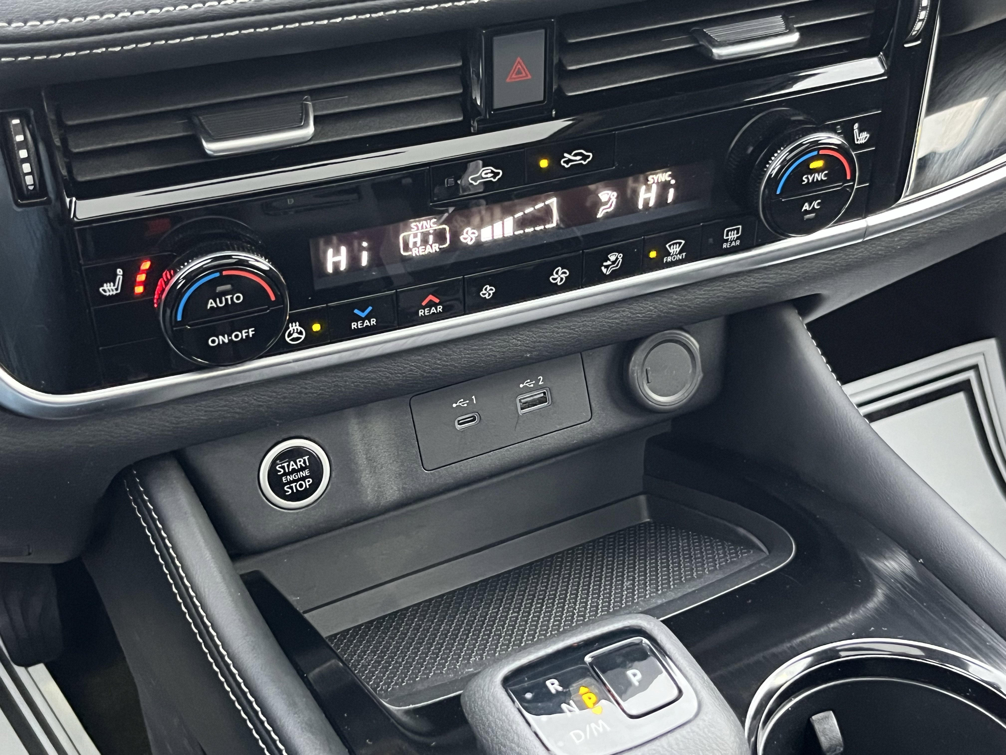 Used 2023 Nissan Rogue SL w/ SL Premium Package image 29