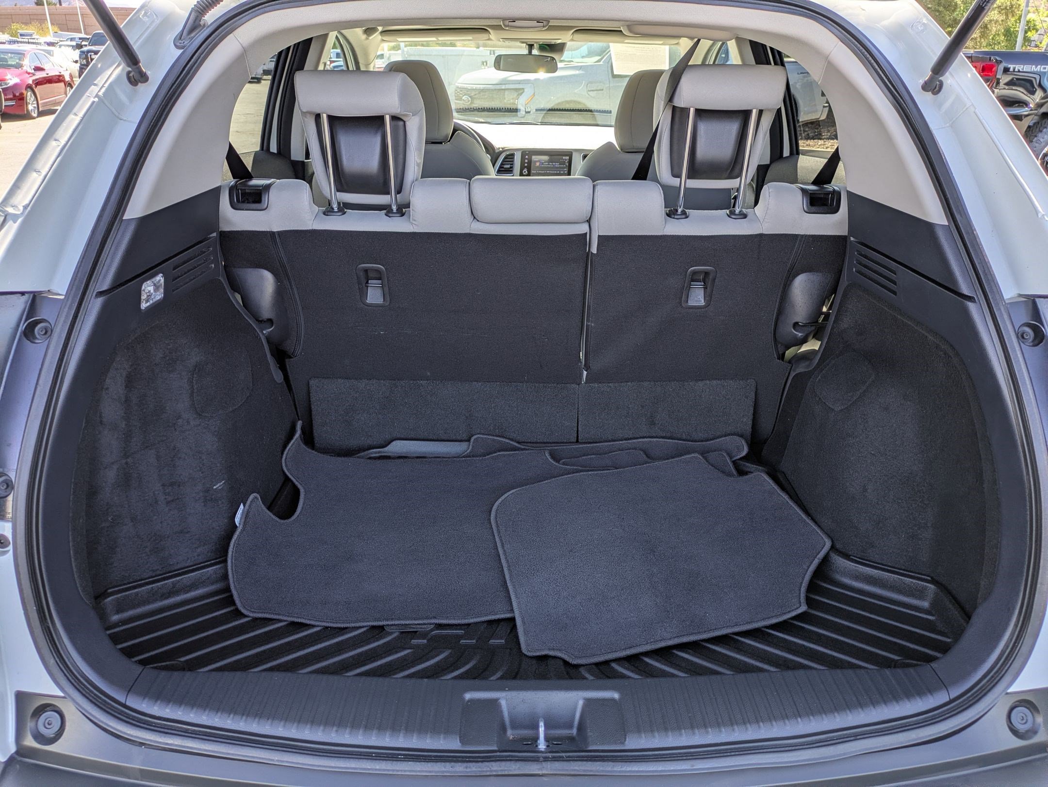 Used 2022 Honda HR-V EX image 29