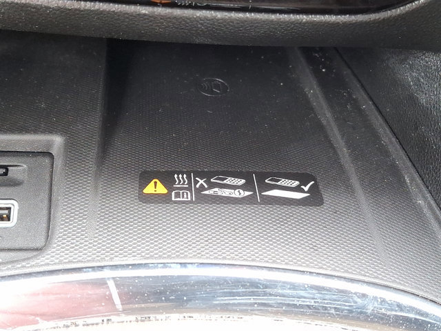 Used 2024 Buick Enclave Avenir w/ Avenir Technology Package image 28