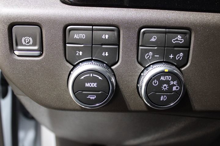 New 2026 GMC Sierra 2500 SLT w/ SLT Premium Package image 38