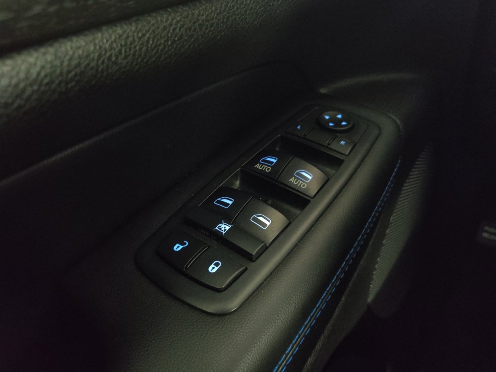 Used 2018 Jeep Grand Cherokee Laredo AWD/4WD image 27