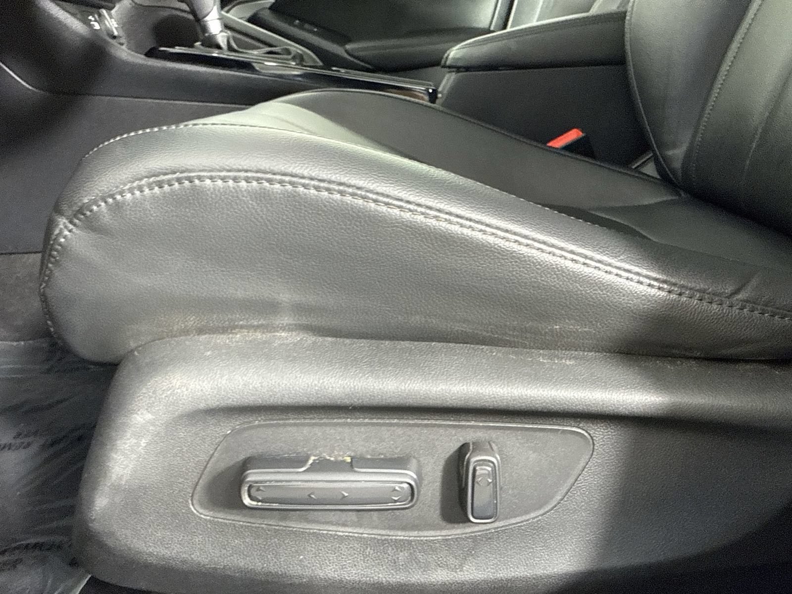 Certified 2024 Acura Integra FWD image 21