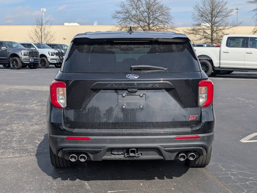 Used 2022 Ford Explorer ST w/ Equipment Group 401A image 6