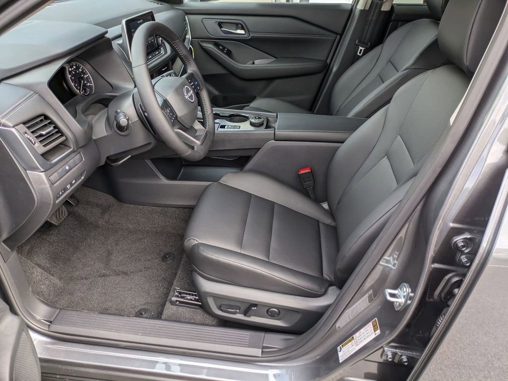 New 2026 Nissan Rogue SV w/ SV Premium Package image 18