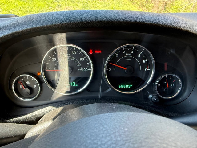 Used 2016 Jeep Wrangler Sport image 18