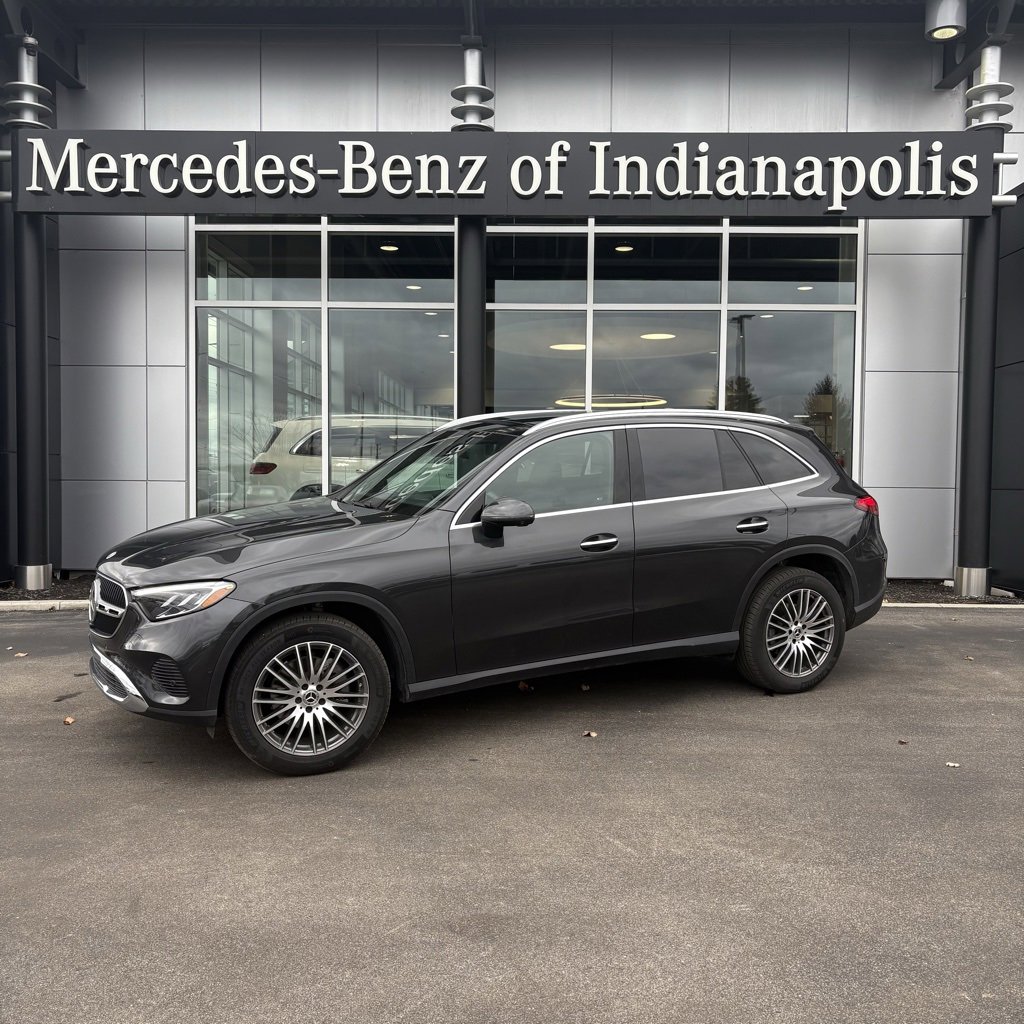 Certified 2025 Mercedes-Benz GLC 300 GLC 300 image 1