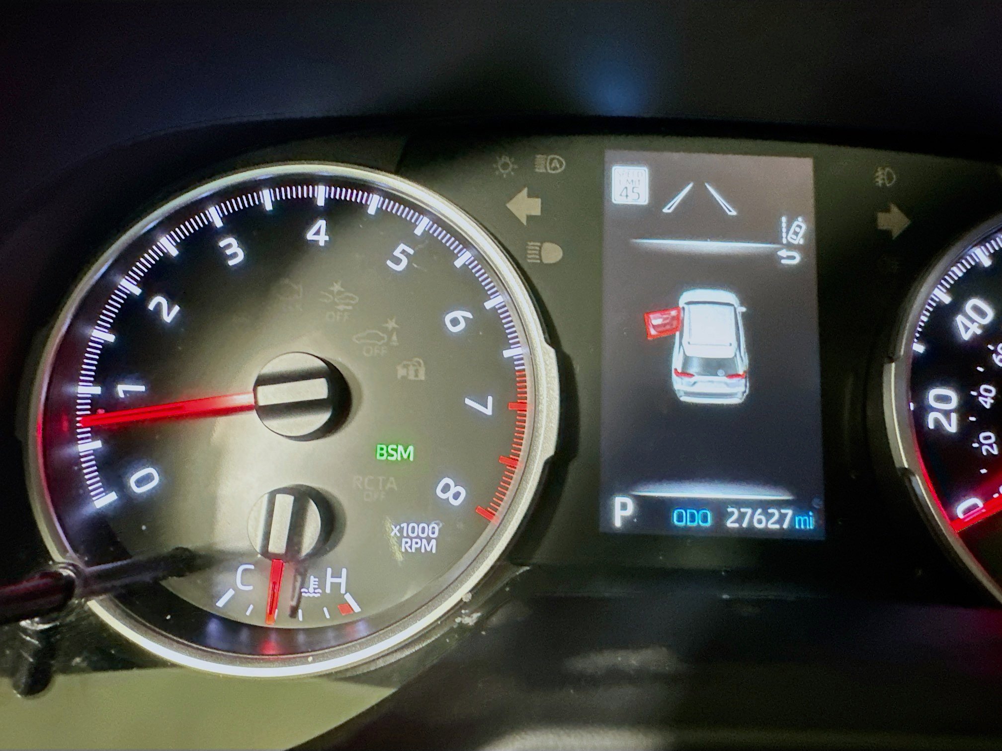 Used 2022 Toyota RAV4 XLE Premium image 19