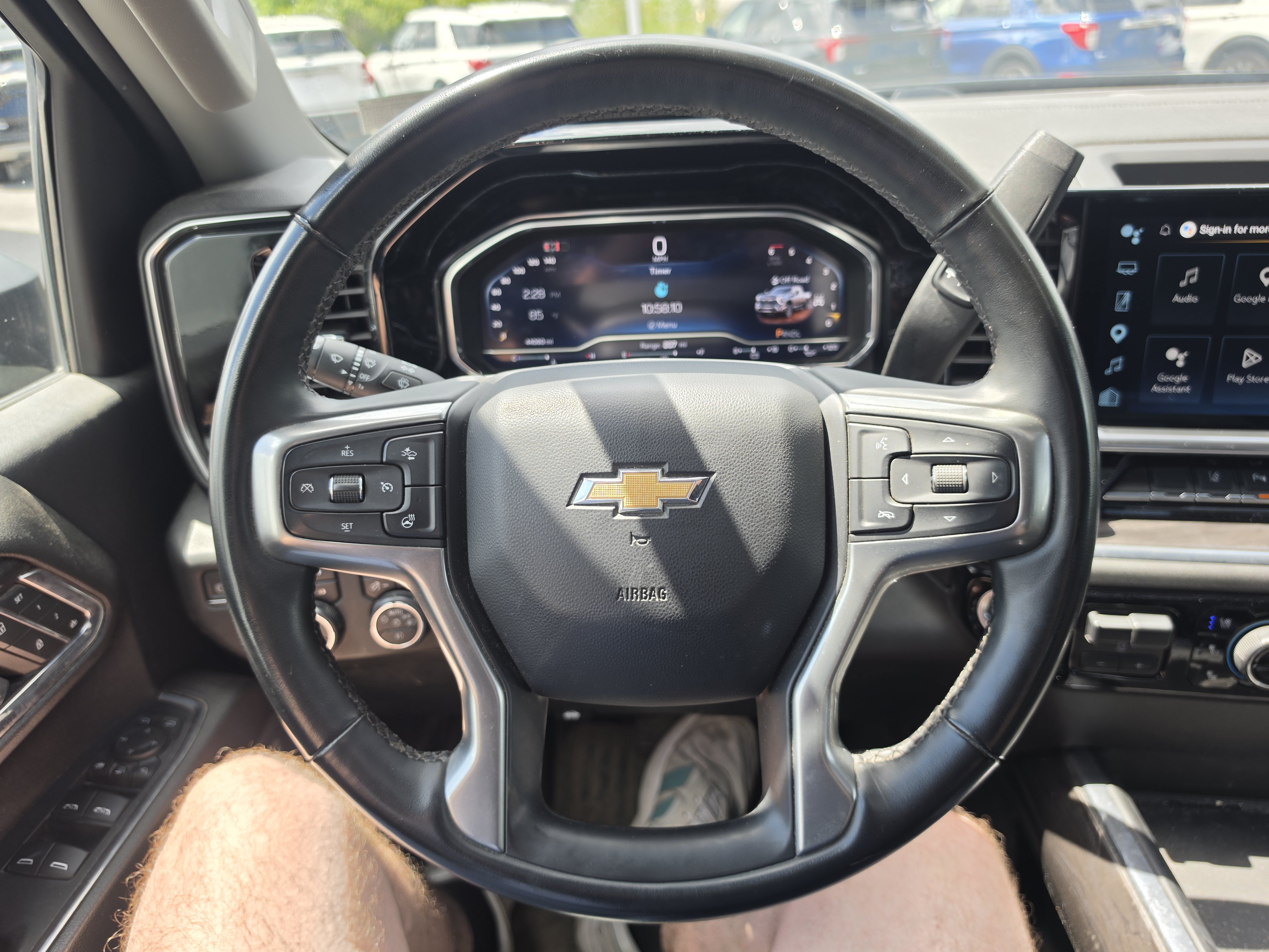 Used 2024 Chevrolet Silverado 2500 LTZ w/ LTZ Plus Package AWD/4WD image 17