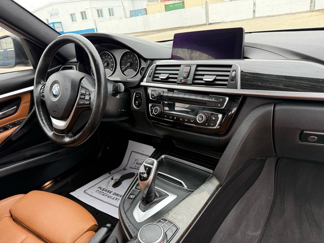 Used 2018 BMW 330i xDrive Sedan w/ Convenience Package image 28