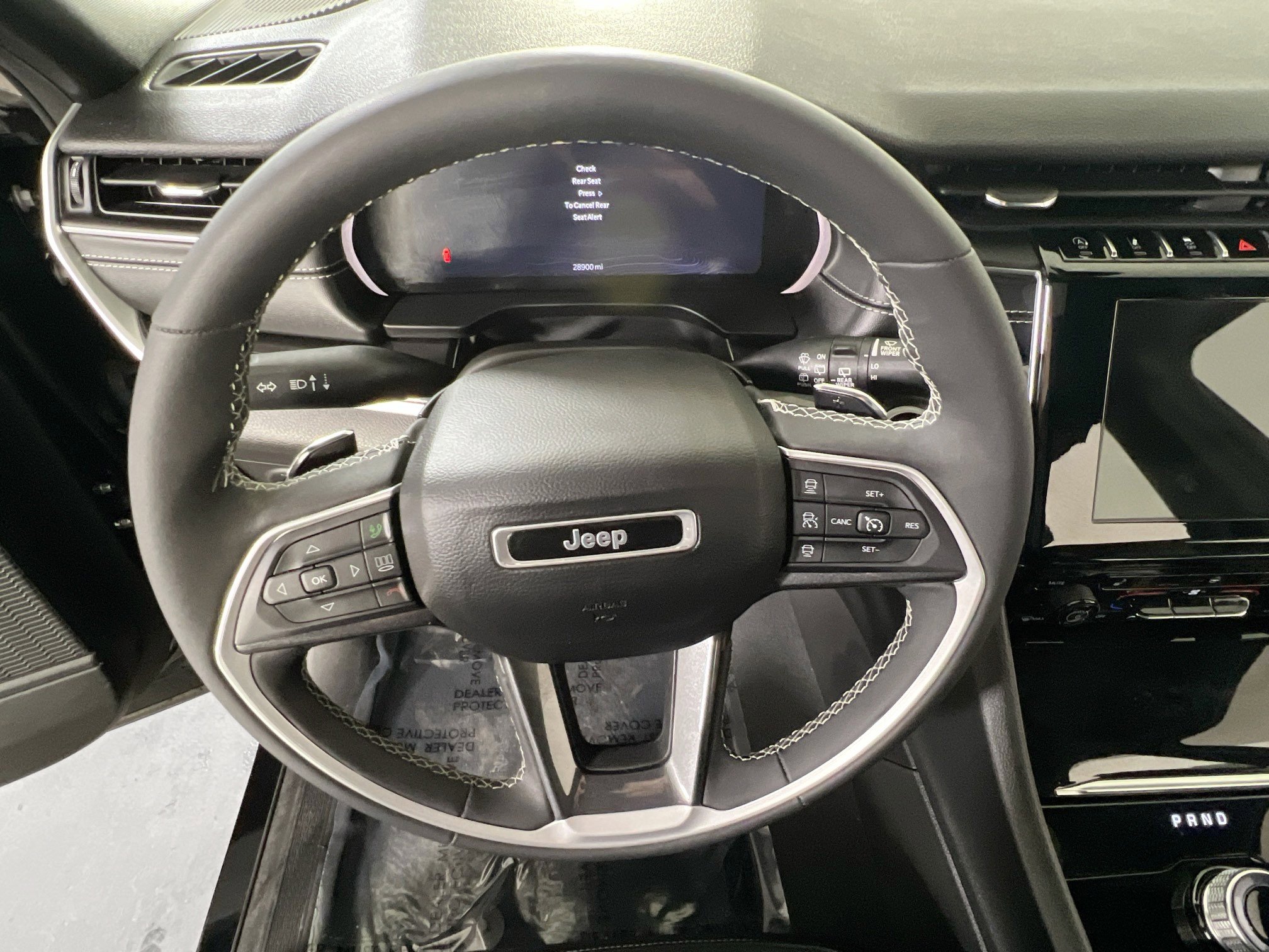 Used 2023 Jeep Grand Cherokee Altitude AWD/4WD image 11