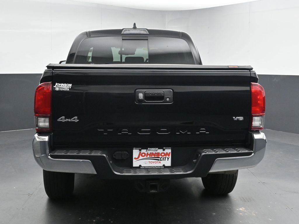 Used 2023 Toyota Tacoma SR5 AWD/4WD image 7