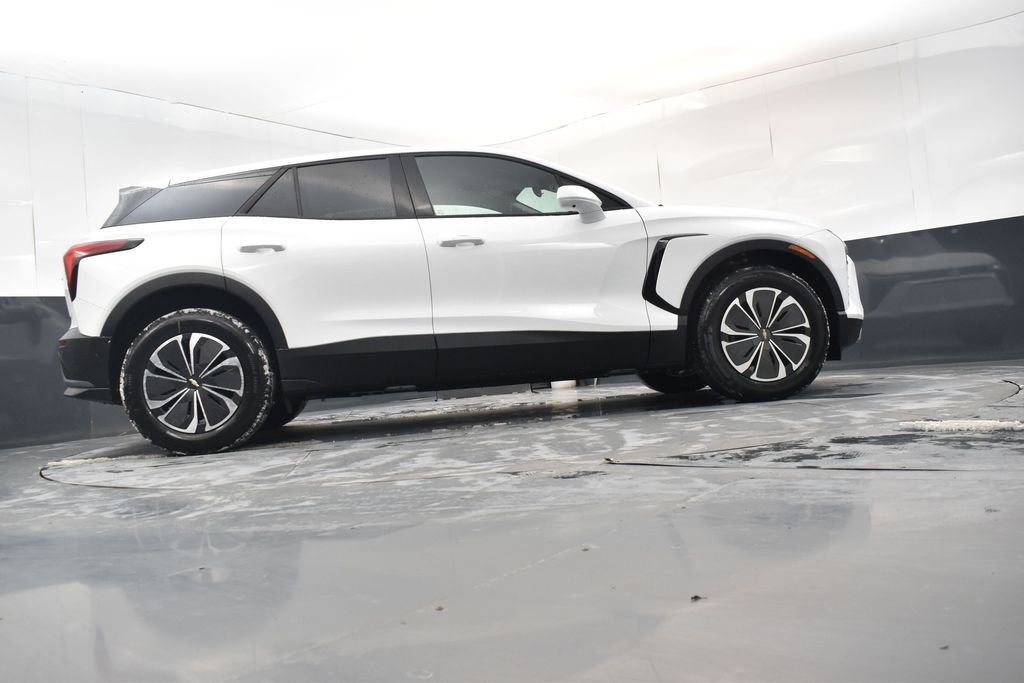 New 2026 Chevrolet Blazer EV LT image 17