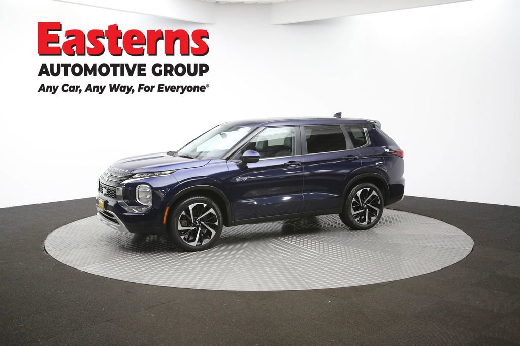 Used 2023 Mitsubishi Outlander SE image 55
