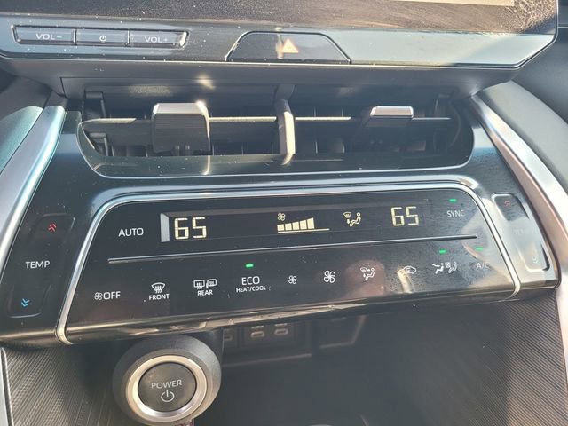 Used 2024 Toyota Venza Nightshade image 23