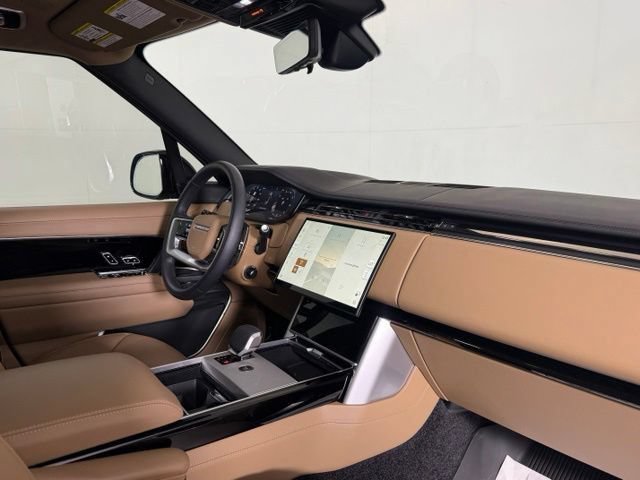 Used 2026 Land Rover Range Rover SE AWD/4WD image 18