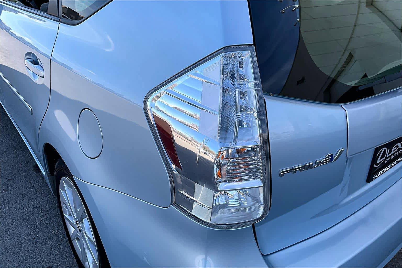 Used 2012 Toyota Prius V Two FWD image 28