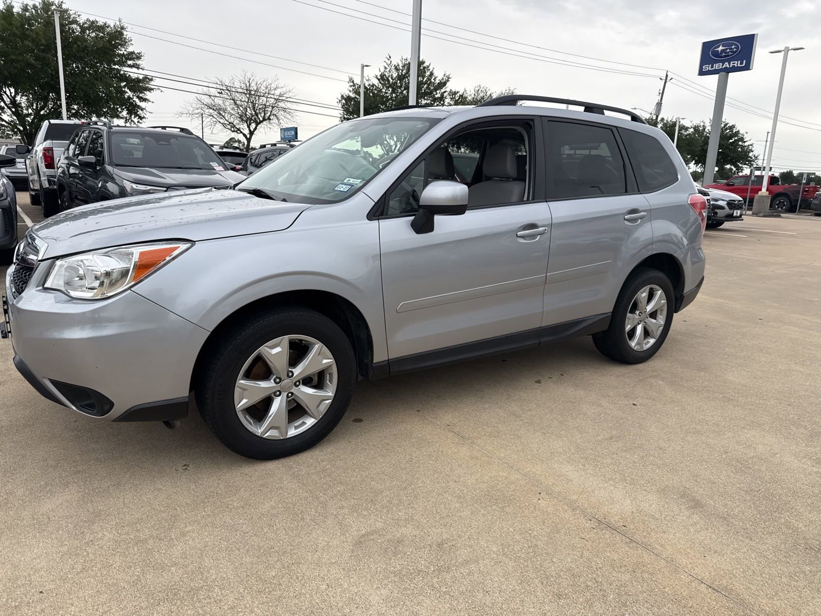 Used 2016 Subaru Forester 2.5i Premium image 1
