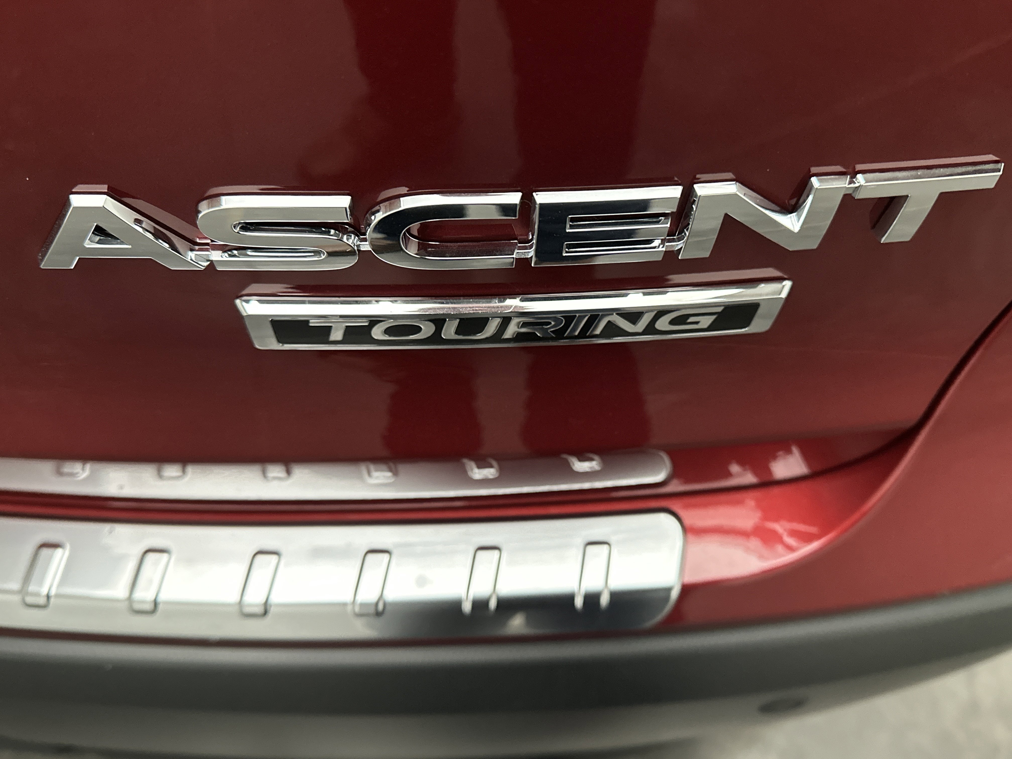 New 2025 Subaru Ascent Touring w/ Popular Package #2 image 13