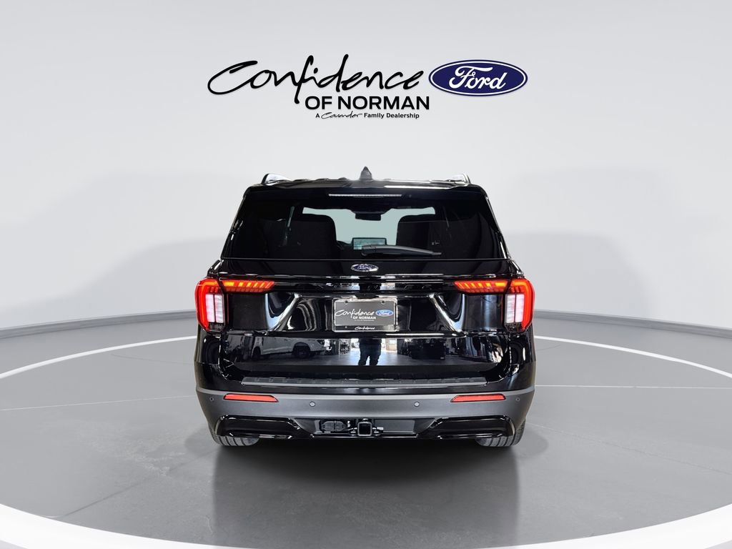 New 2026 Ford Explorer ST-Line w/ ST-Line Street Pack image 7