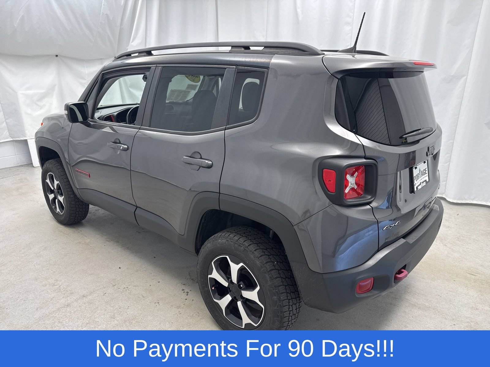 Used 2021 Jeep Renegade Trailhawk AWD/4WD image 5