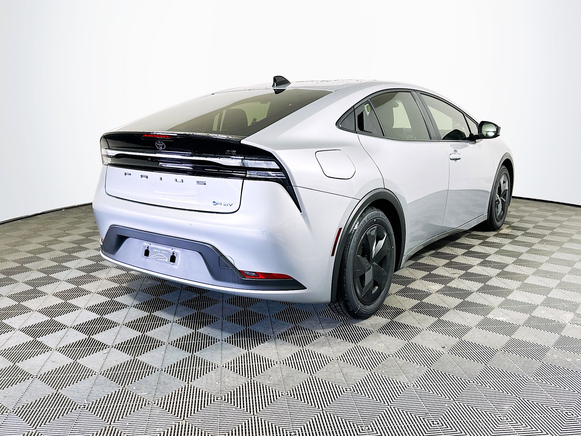 New 2026 Toyota Prius Plug-In Hybrid image 7