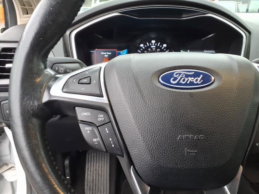 Used 2020 Ford Fusion Energi Titanium image 27