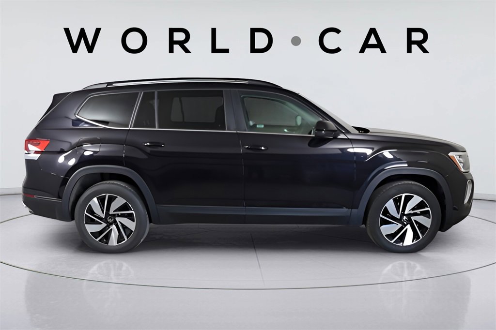 Used 2025 Volkswagen Atlas SE image 8