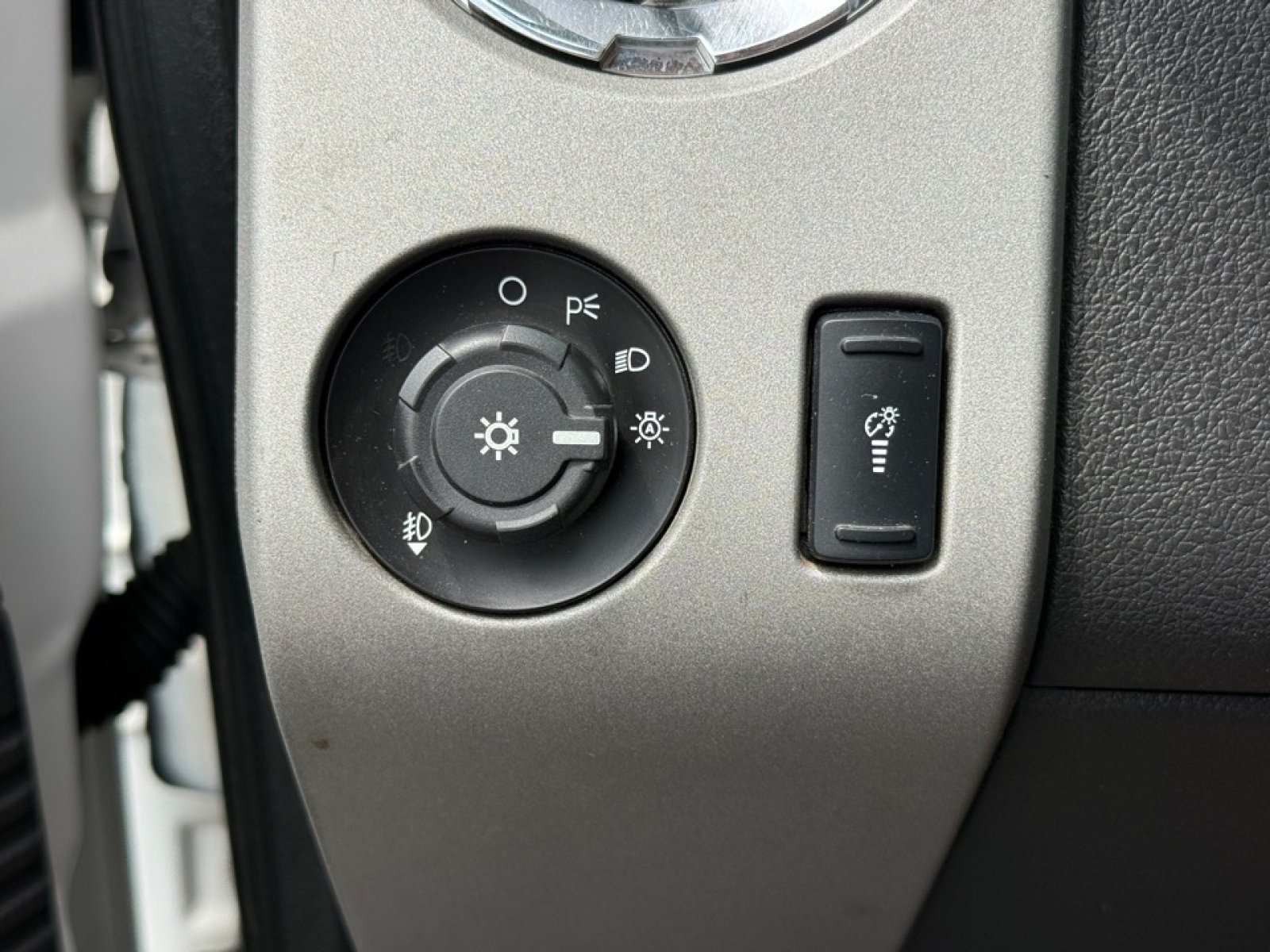 Used 2013 Ford F250 Lariat w/ Lariat Ultimate Pkg AWD/4WD image 36
