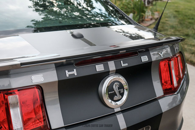 Used 2010 Ford Mustang Shelby GT500 RWD image 92