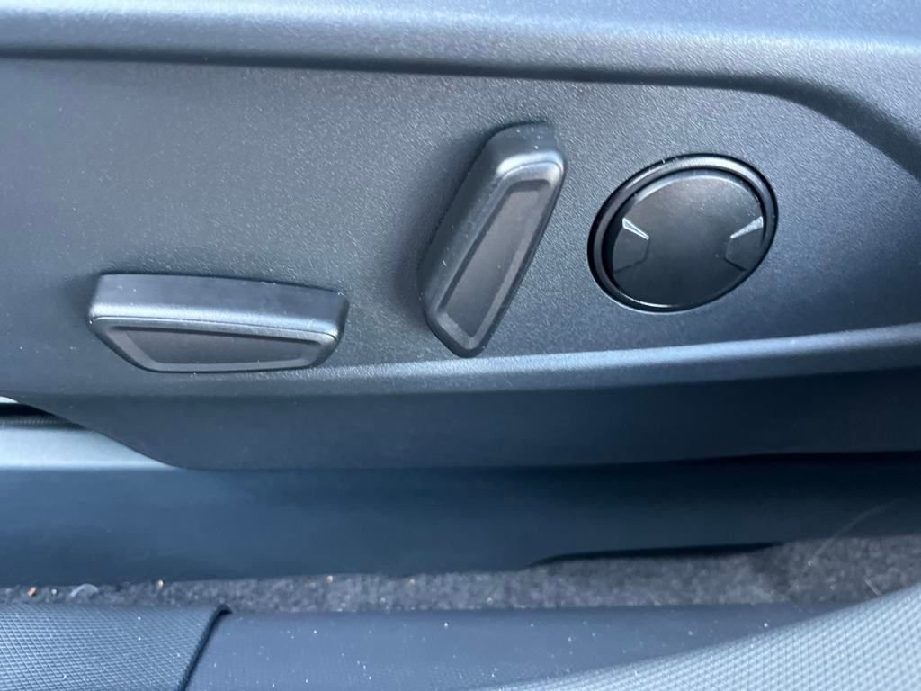 New 2024 Ford Mustang Mach-E Select w/ Comfort Package Lite image 26