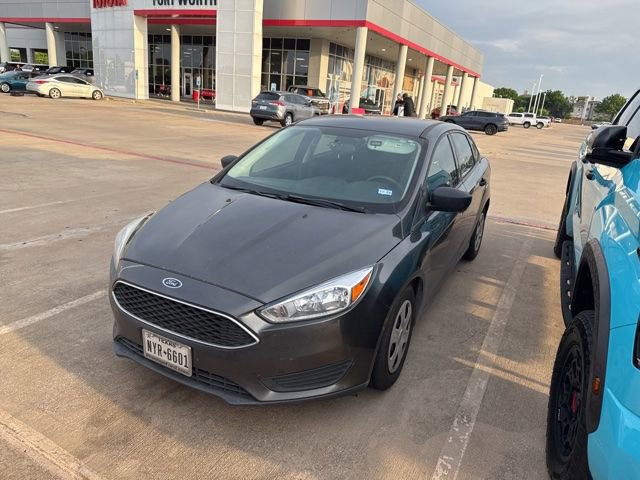 Used 2017 Ford Focus S image 3