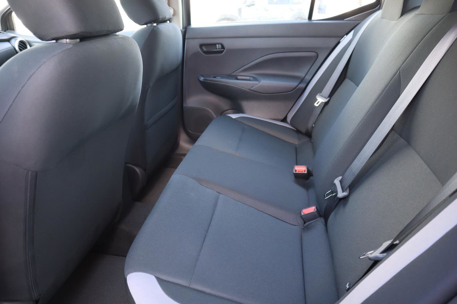 Used 2025 Nissan Versa S w/ Trunk Package image 29