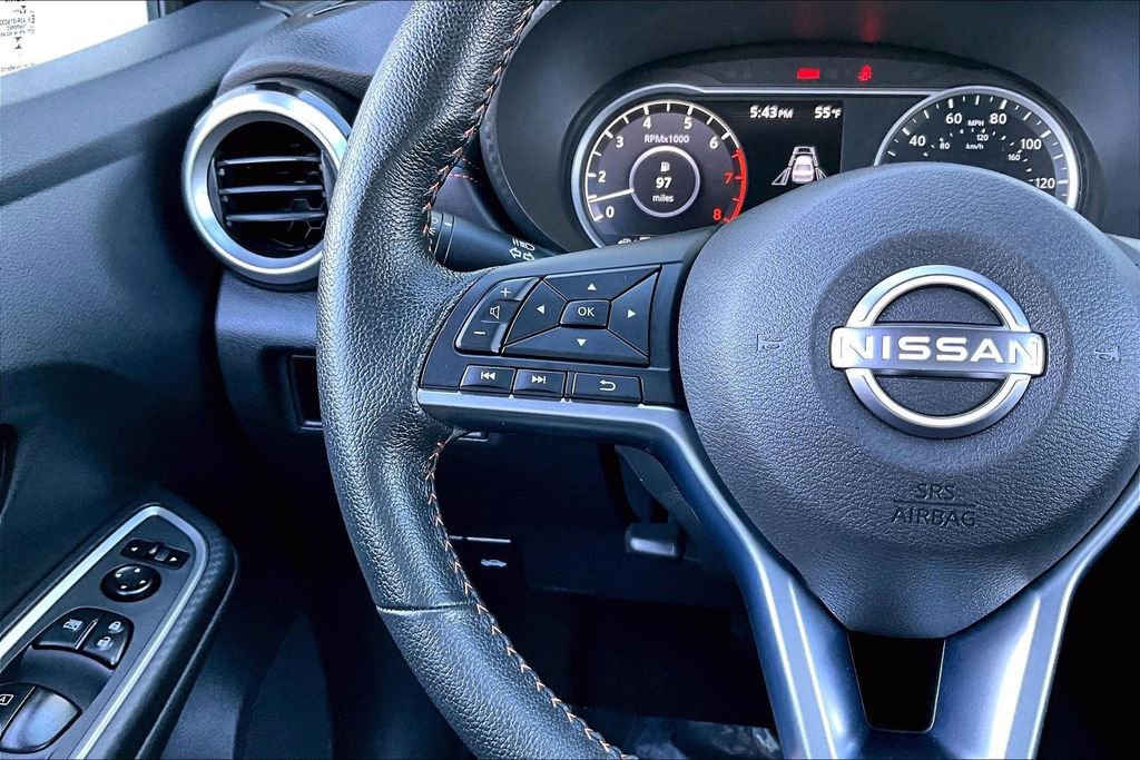 Used 2025 Nissan Versa SR w/ Trunk Package image 20