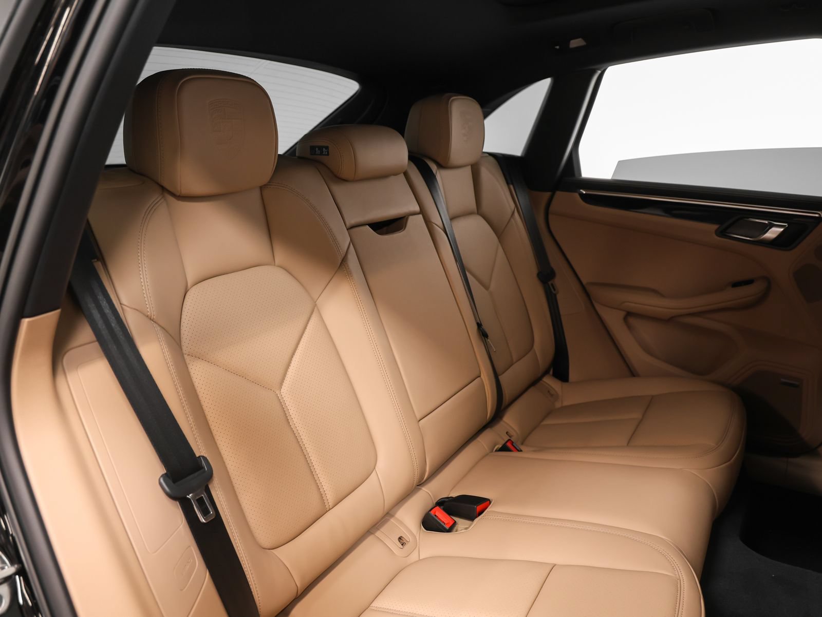 New 2026 Porsche Macan AWD/4WD image 24