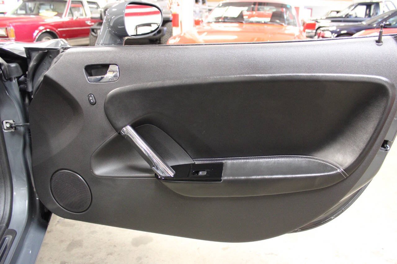 Used 2009 Saturn Sky Red Line RWD image 35