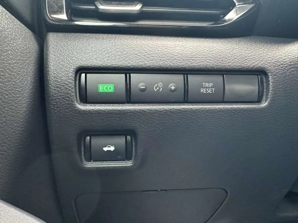 Used 2023 Nissan Sentra SV w/ All-Weather Package image 19