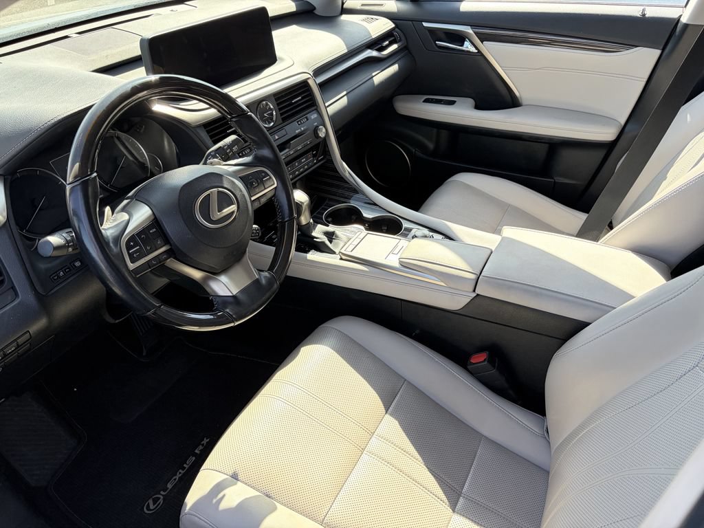 Used 2022 Lexus RX 350L Luxury w/ Accessory Package (Z1) FWD image 6