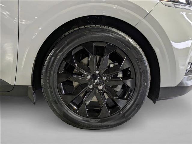 Used 2023 Kia Carnival SX Prestige image 25