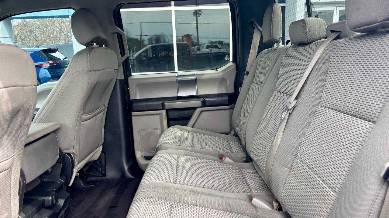 Used 2015 Ford F150 XLT w/ Equipment Group 302A Luxury AWD/4WD image 16