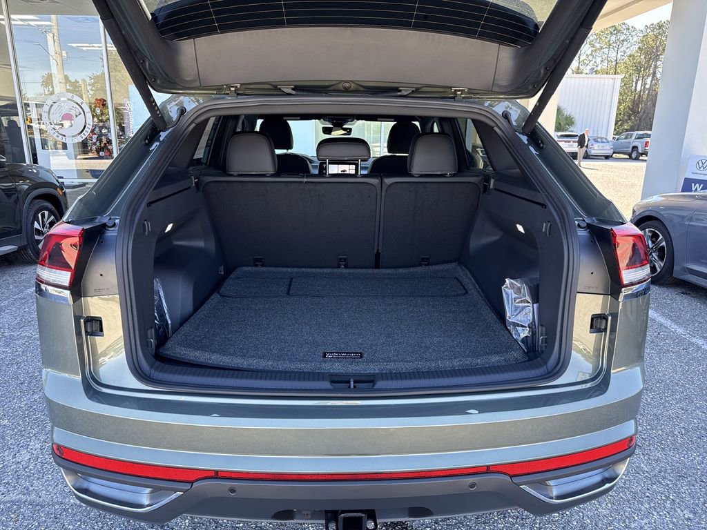 New 2026 Volkswagen Atlas Cross Sport SE image 32