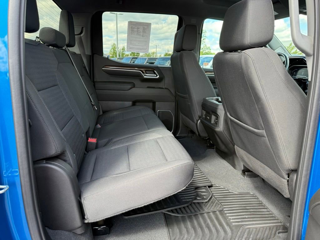 Used 2022 Chevrolet Silverado 1500 RST AWD/4WD image 27