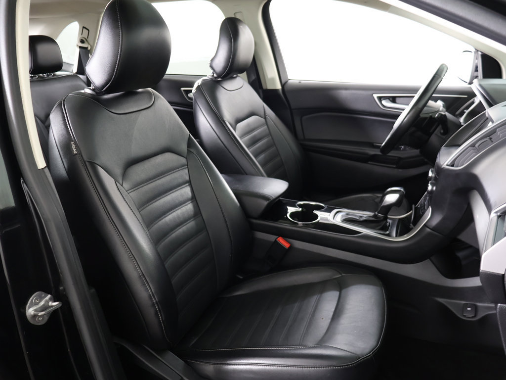 Used 2018 Ford Edge SEL w/ Equipment Group 201A AWD/4WD image 35