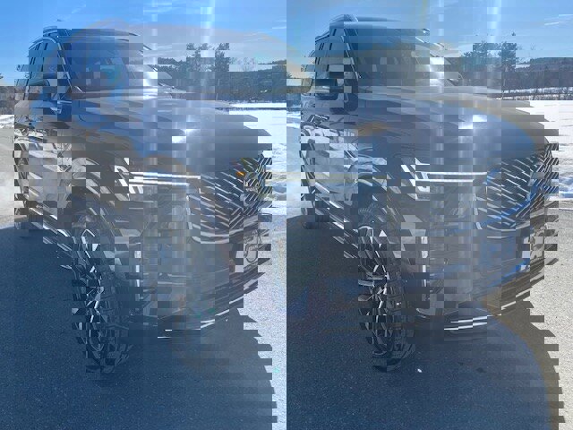 New 2026 Volvo XC90 T8 Ultra w/ Protection Package Premier image 4