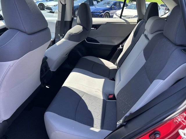 Used 2025 Toyota RAV4 XLE w/ Convenience Package FWD image 20