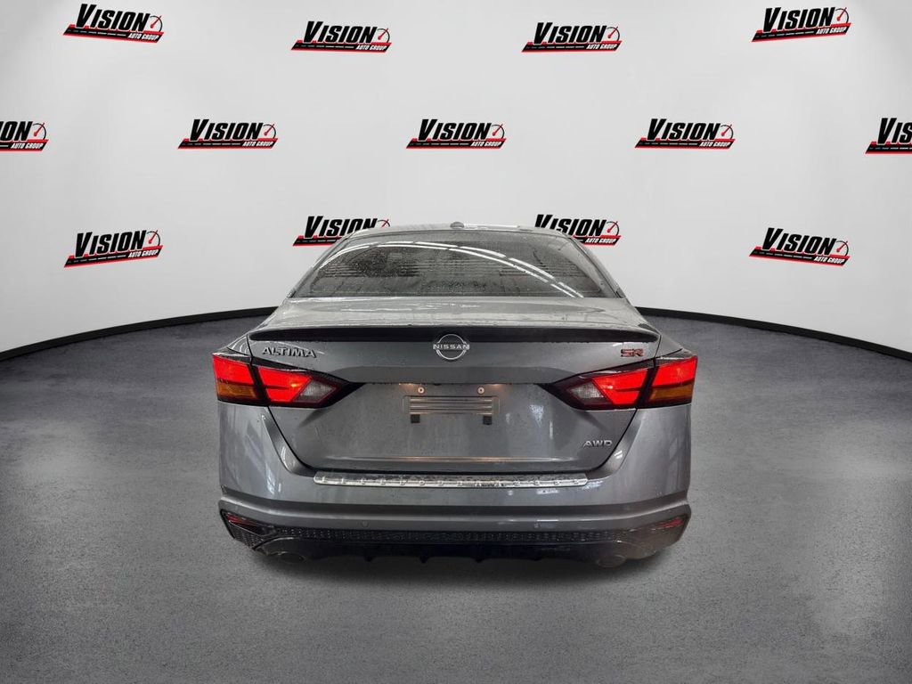 Used 2023 Nissan Altima 2.5 SR image 6