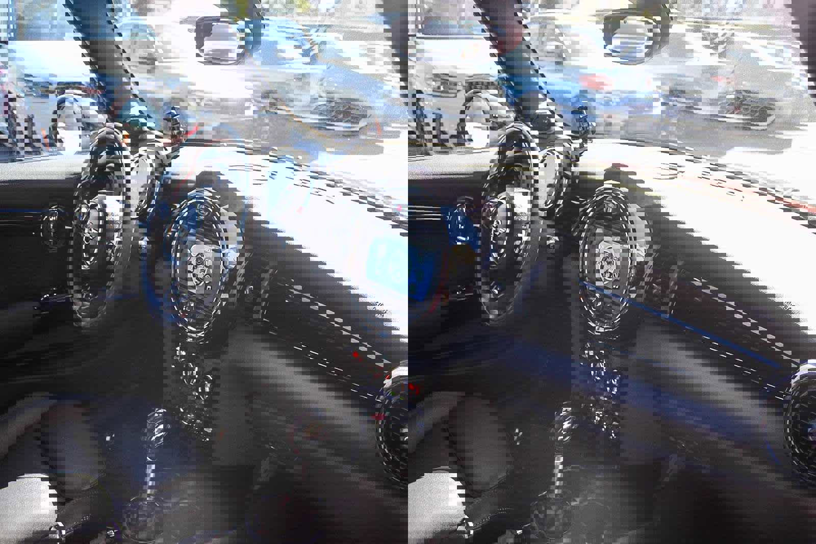 Used 2019 MINI Cooper S w/ Premium Package image 14