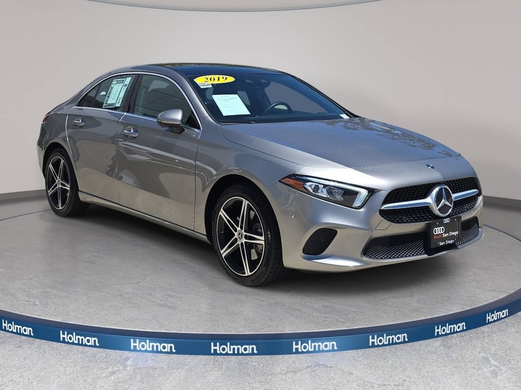 Used 2019 Mercedes-Benz A 220 image 4