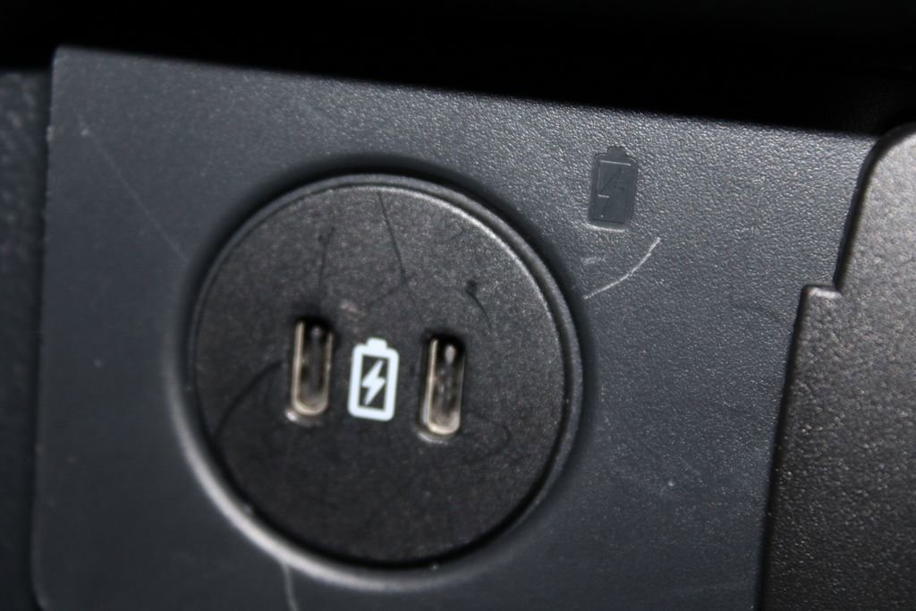 Used 2025 Ford Explorer Active image 34