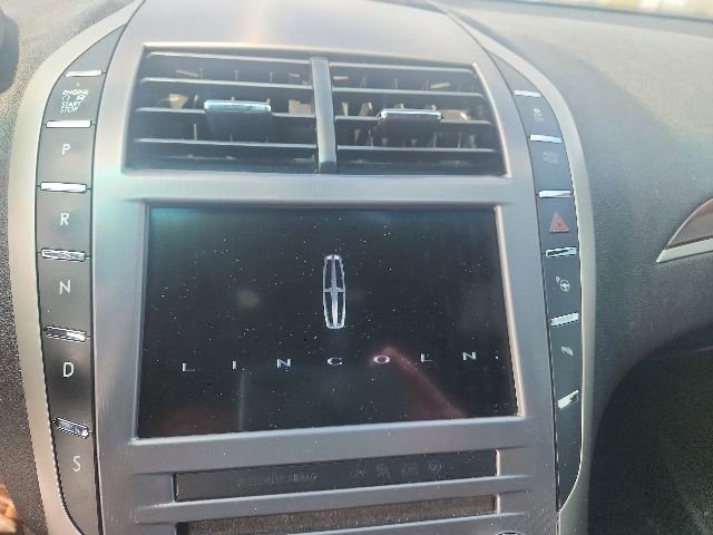 Used 2020 Lincoln MKZ Reserve w/ Monochromatic Package AWD/4WD image 9